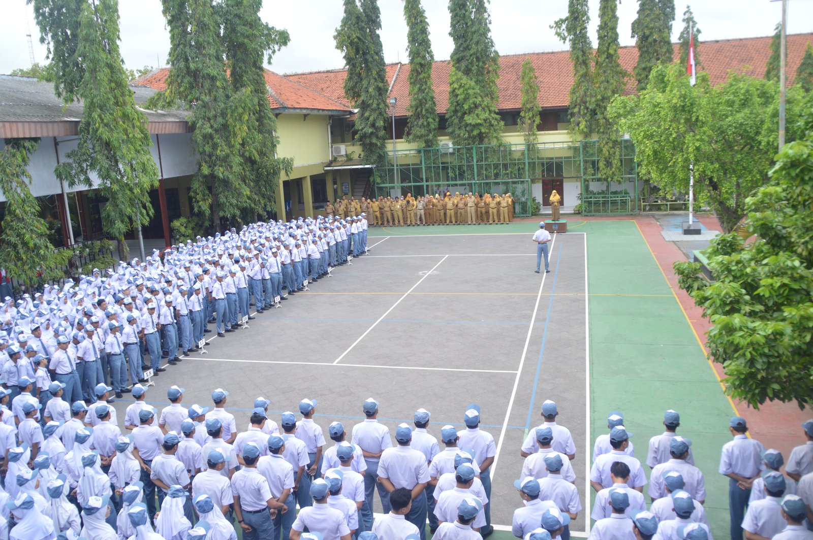 Apel Pagi SMA Negeri 1 Slawi Sekaligus Penutupan Tugas Ibu Nuniek Susiati, S.Pd
